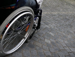 LM pagājušā gada 11 mēnešos asistenta pakalpojumus nodrošinājusi 6668 cilvēkiem ar invaliditāti