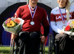 Loka šāvēji Melle un Jonasts Nīderlandē izcīna godalgotas vietas.